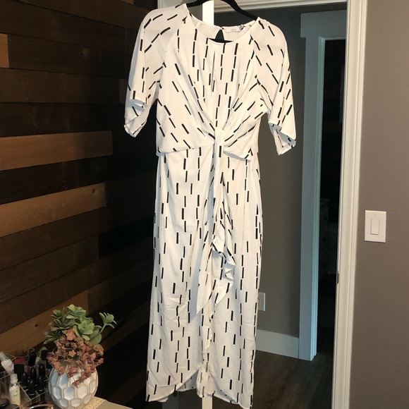 Side-Tie Midi Dress - Picture 3 of 3